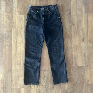 Express Modern Straight High Rise Jeans 4R | Black Wash | Rhinestone Button